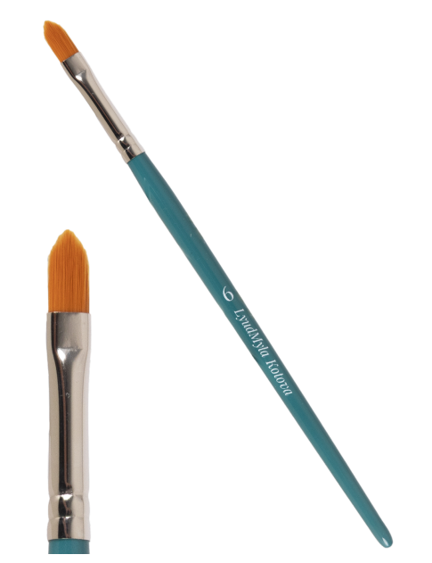 Lyudmyla round petal brush size 6